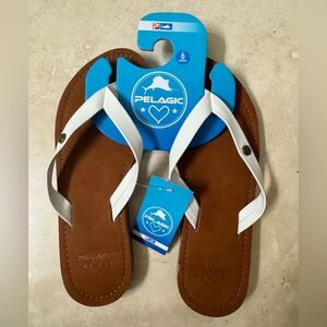 Pelagic Women’s Shoreside Sandal Flip Flops